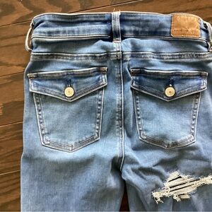 American Eagle Next Level Stretch Distressed skinny jeans Size 0 regular